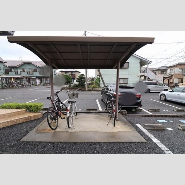 モナリエ 駐輪場