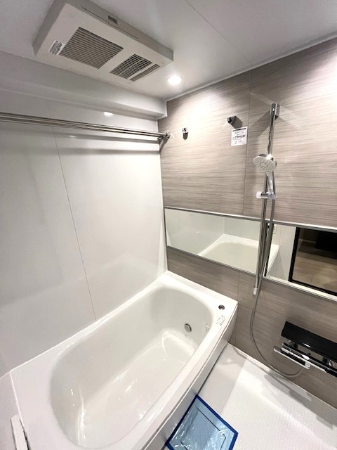 レジディア六本木檜町公園4階 お風呂