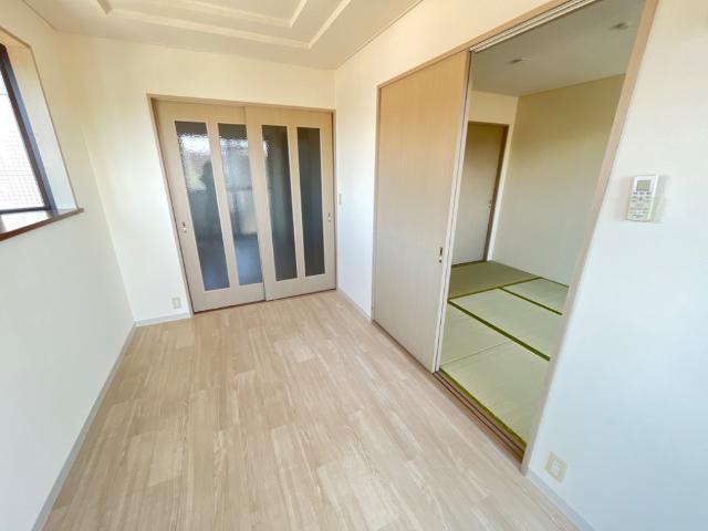 クレストール武蔵浦和 洋室