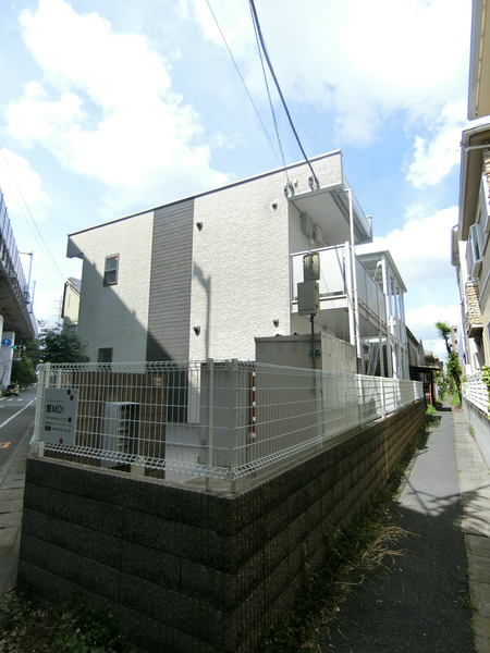 リブリ・クレセル103号室 外観