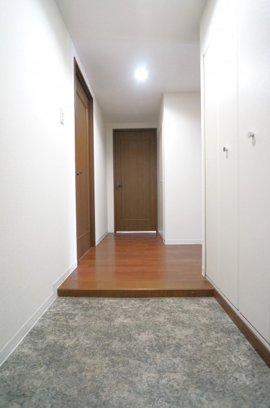 T’s garden横浜反町4階 玄関