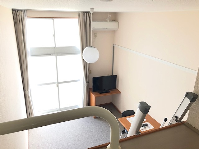 レオパレスＣａｐｔａｉｎ２１Ｓ リビング