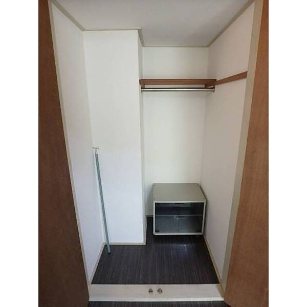 北柏第14レジデンス204号室 同建物別部屋の参考画像