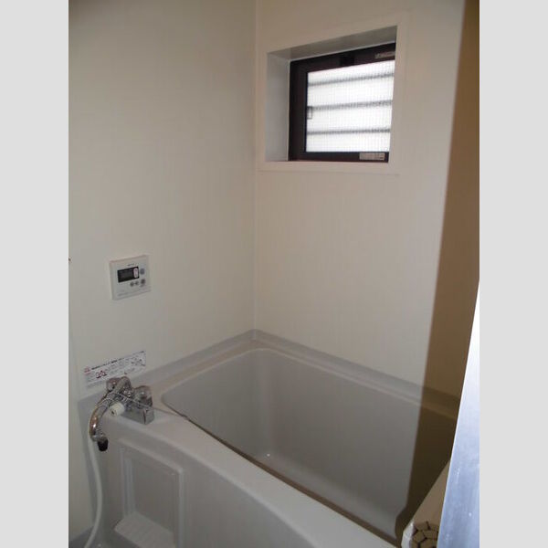 グランドソレイユ 浴室(シャワー.窓付き)