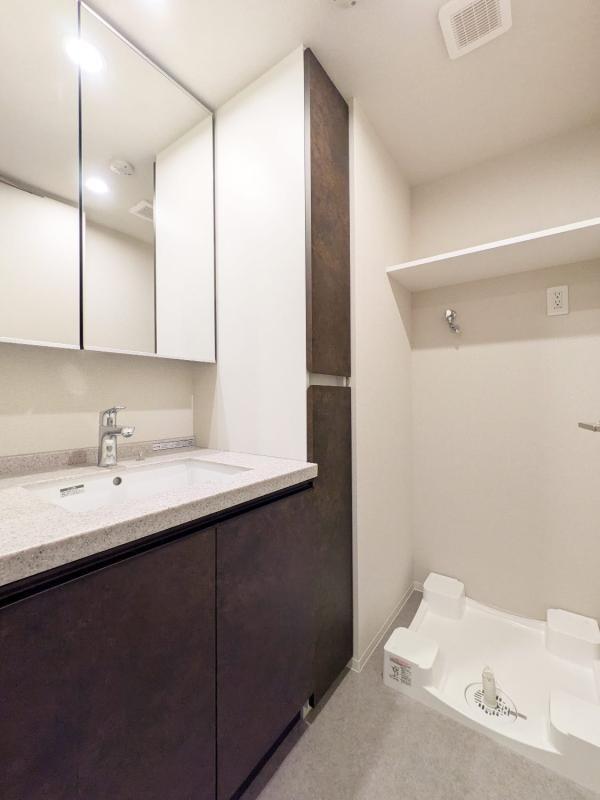 クレストコート世田谷松原3階 収納