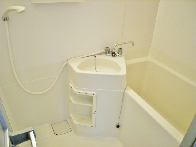 アートフル東村山0201号室 洗面台