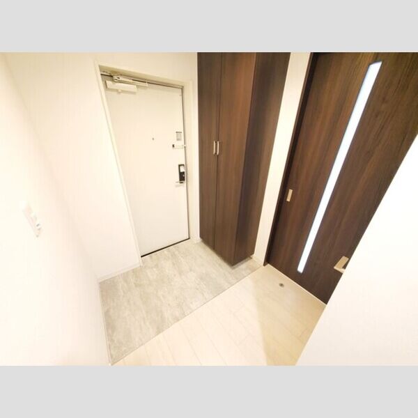 DHCR川口芝下 玄関