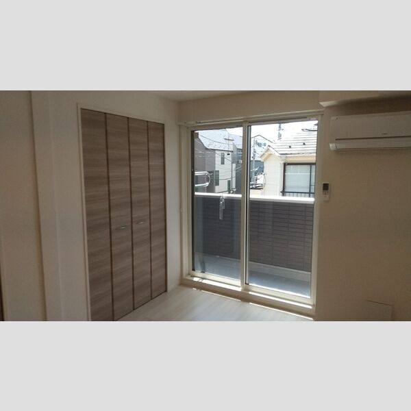 アンジュール大谷口 居室1