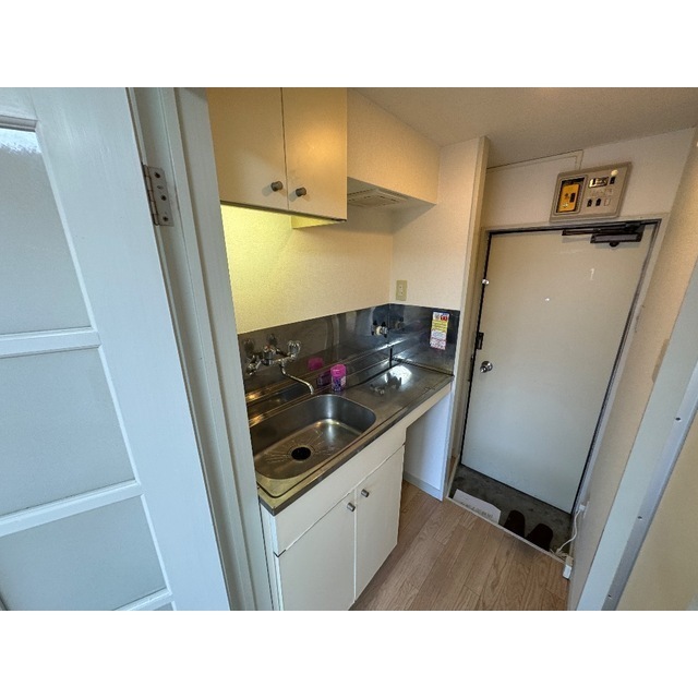 プラザ・ドゥ・シュバリエ キッチン