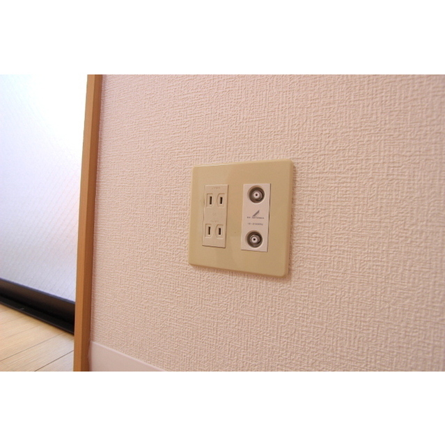 ルクソール305号室 コンセント類