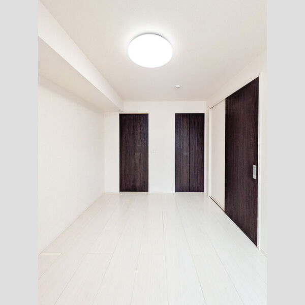 K-プレイス・レイクタウン Ⅱ 洋室