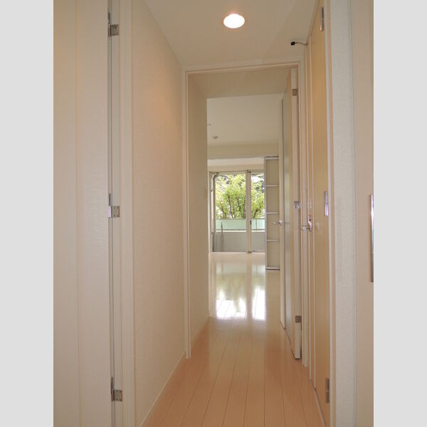 カスタリア自由が丘 廊下