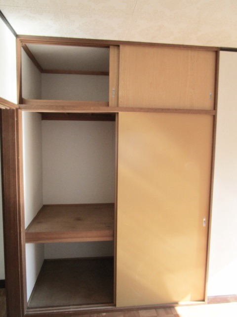 第2永和荘1階 収納