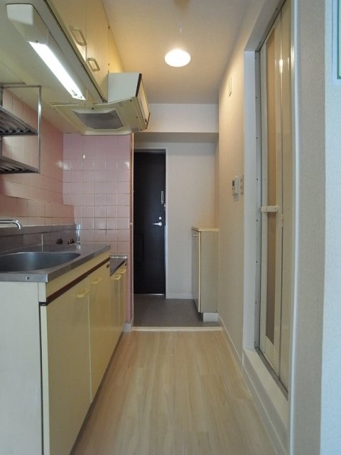 センチュリー東上野 玄関