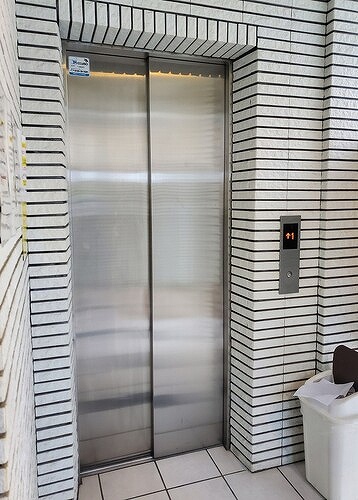 フェリース横濱6階 エレベーター　※2024年12月撮影