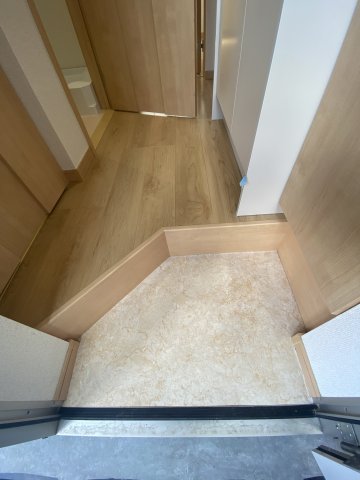 Novello102号室 玄関