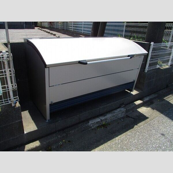 コアロード人見　A・B ゴミストッカー