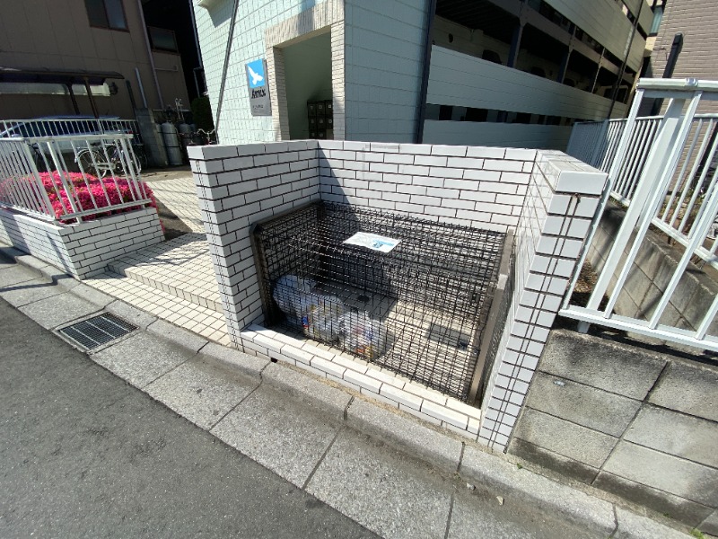 ＫＹＯＷＡ西川口2階 ごみ置き場