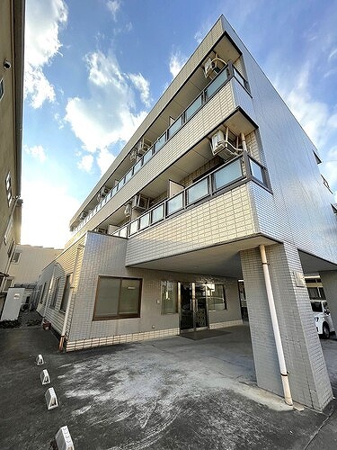 和光ハイツ3階 外観