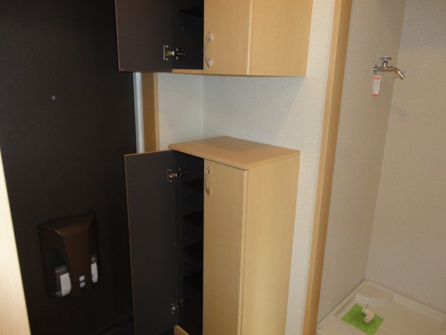 ＡＮビル 玄関収納