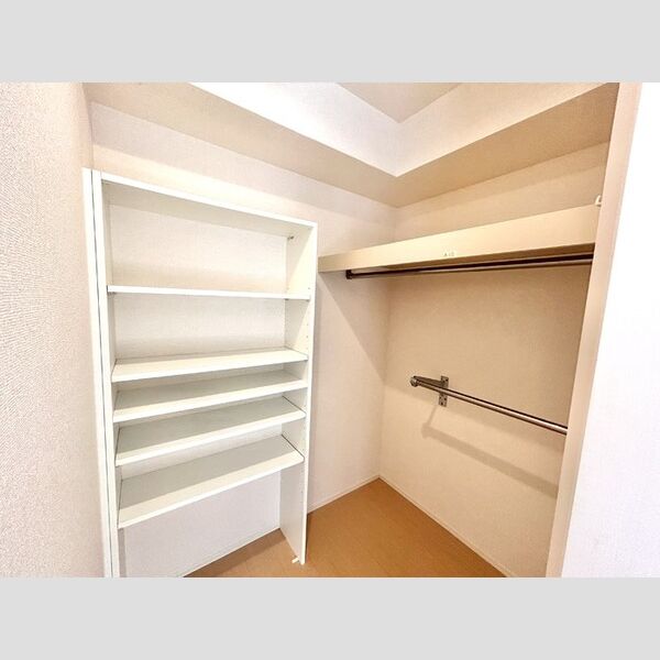 スマイリア西船 ウォークインクローゼット