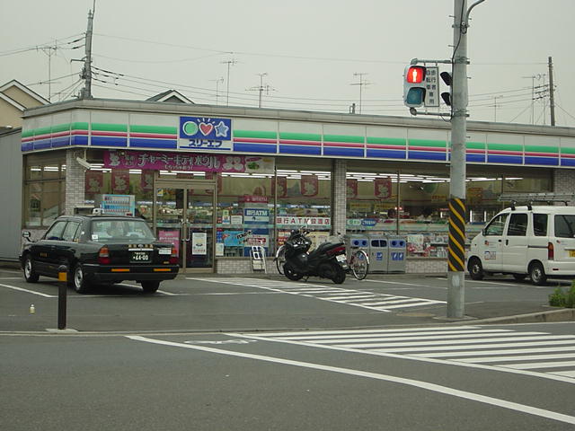 コンフォース壱番館 スリーエフ（コンビニ）まで160ｍ
