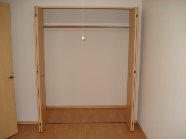 フランドール　タック 収納