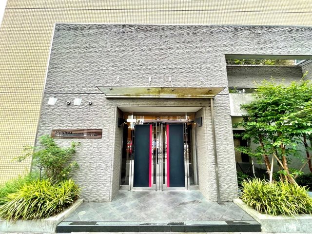 レジディア西新宿Ⅱ エントランス