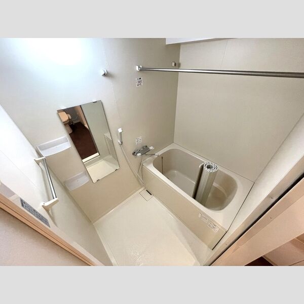 ジェイ・エス・ティ横浜東 ユニットバス