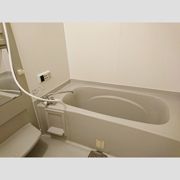 リバティーベル　Ⅰ/ⅡⅠ102号室 一坪風呂