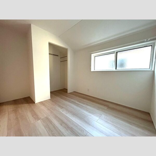 大野町2丁目戸建貸家E号室 洋室