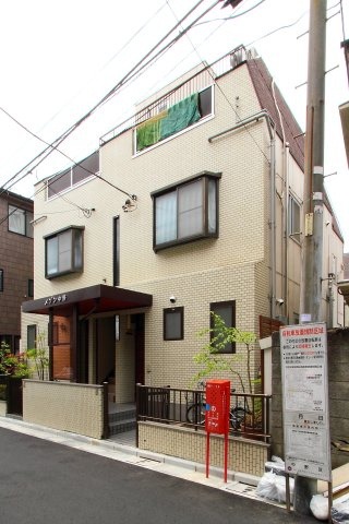 メゾン中野の外観画像