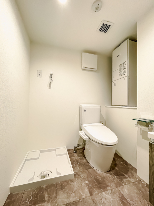 スフィア日本橋富沢町4階 トイレ