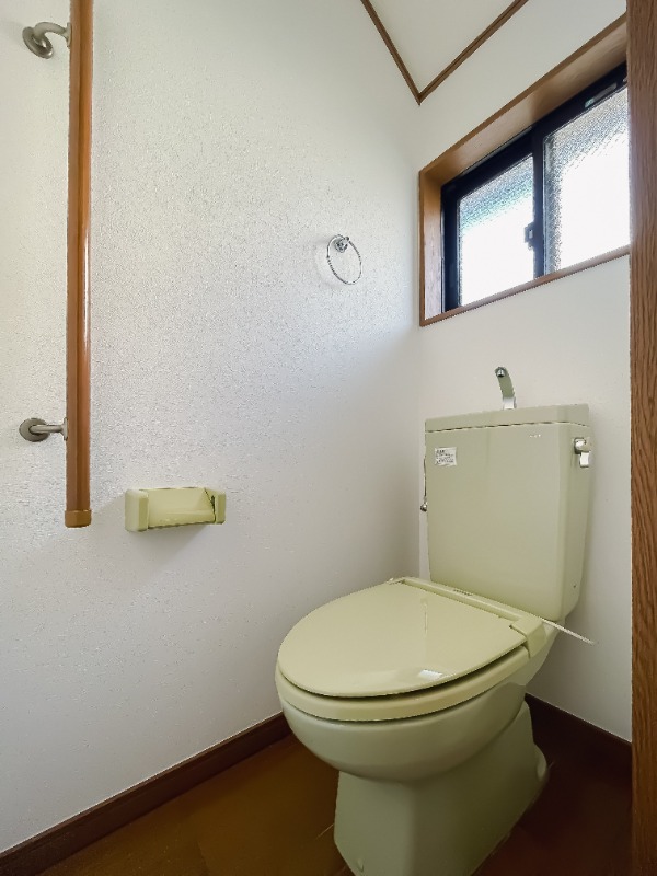 下連雀５丁目貸家 ■2階お手洗い