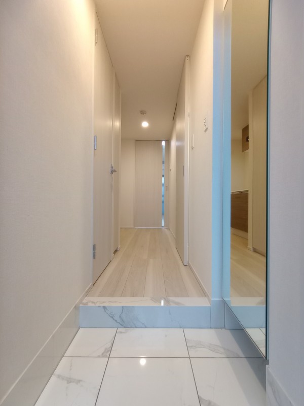 クレイシアIDZ祐天寺 玄関