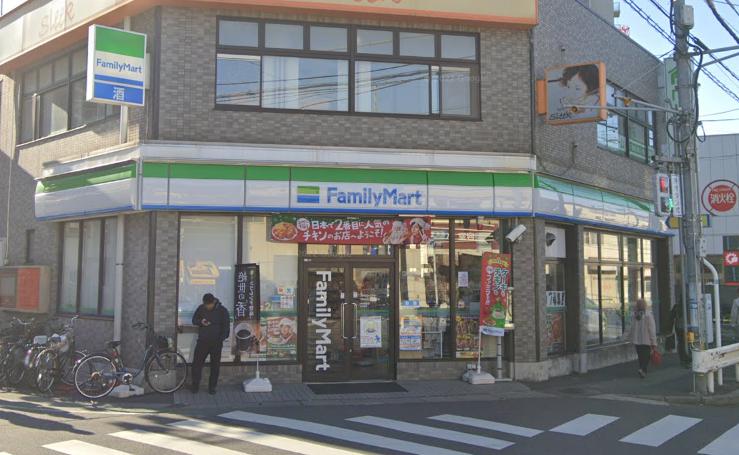 chalet＋ 東中山 【コンビニエンスストア】ファミリーマート 下総中山駅北口店まで701ｍ
