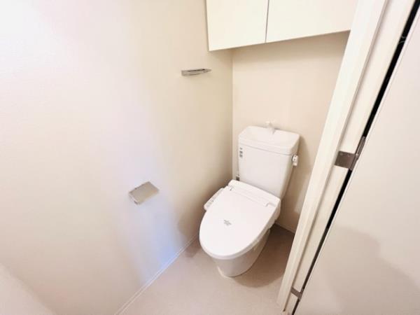 Ｂｒｉｌｌｉａ　ｉｓｔ　赤羽3階 トイレ