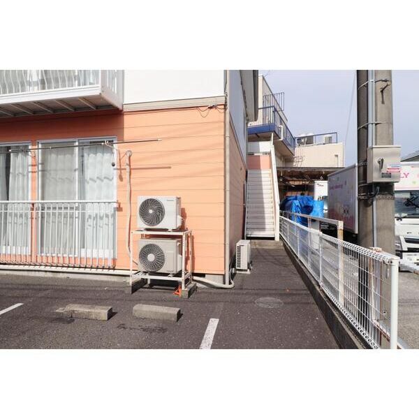 エステートピア春日 エントランス