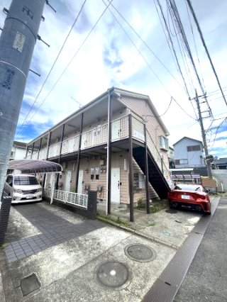 フラットソレイユ101号室 駐車場
