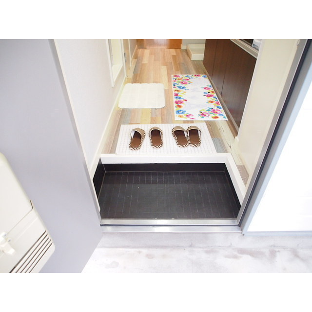 サザングラス 下駄箱あります