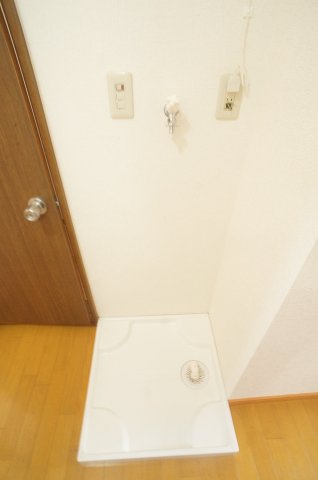 アーバンスクウェアーなかにしＭ棟0205号室 同タイプのお部屋となります。
