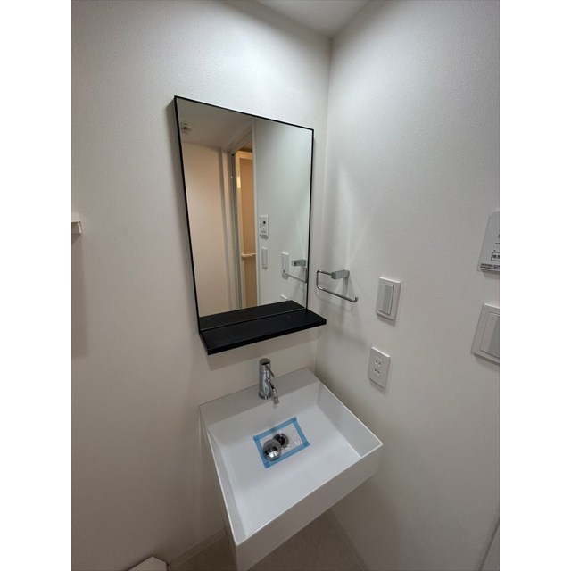 LIVART  SEASON南台0203号室 内観