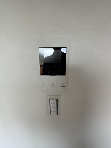 BAYS金沢八景302号室 ＴＶモニターホン＆オートロック付きでセキュリティーもバッチリ！！