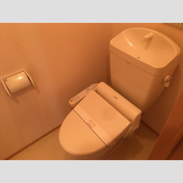 ロイヤルコート 温水洗浄暖房便座♪