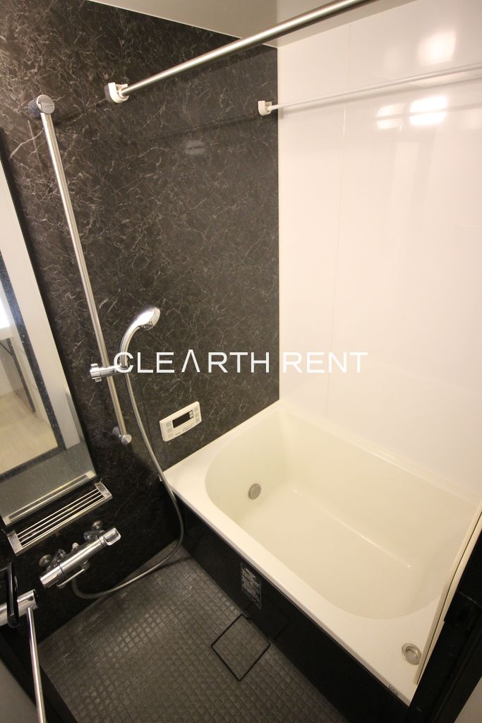 コンシェリア新橋 ＭＡＳＴＥＲ’Ｓ ＶＩＬＬＡ 浴室乾燥機追焚機能付の快適バスルーム