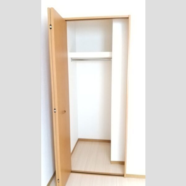 ウィステリア　Ⅲ 収納