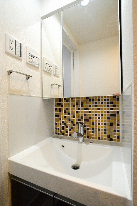 グランドコンシェルジュ三宿アジールコート5階 洗面