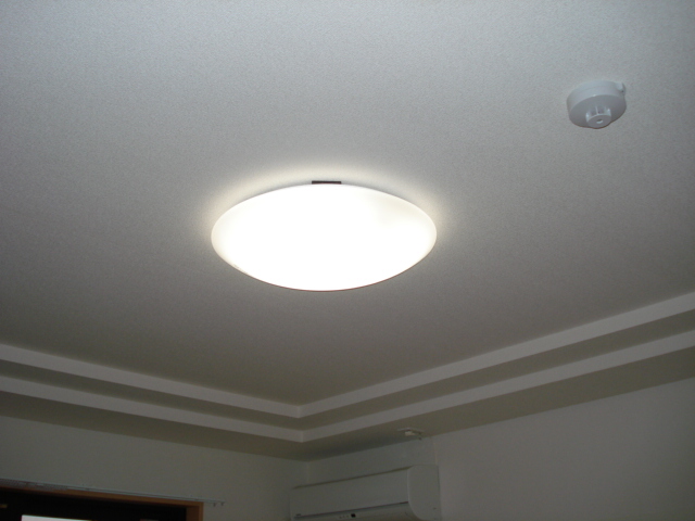 Ｙ・Ｓ　Ｃｒｅｃｉａ101号室 照明