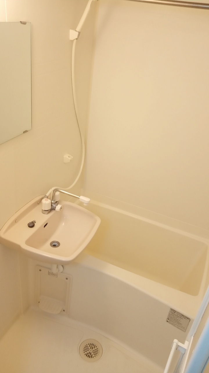 レオパレスＢＲＩＧＨＴ110号室 お風呂