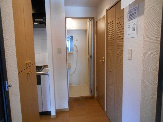 スカイコート原宿 玄関